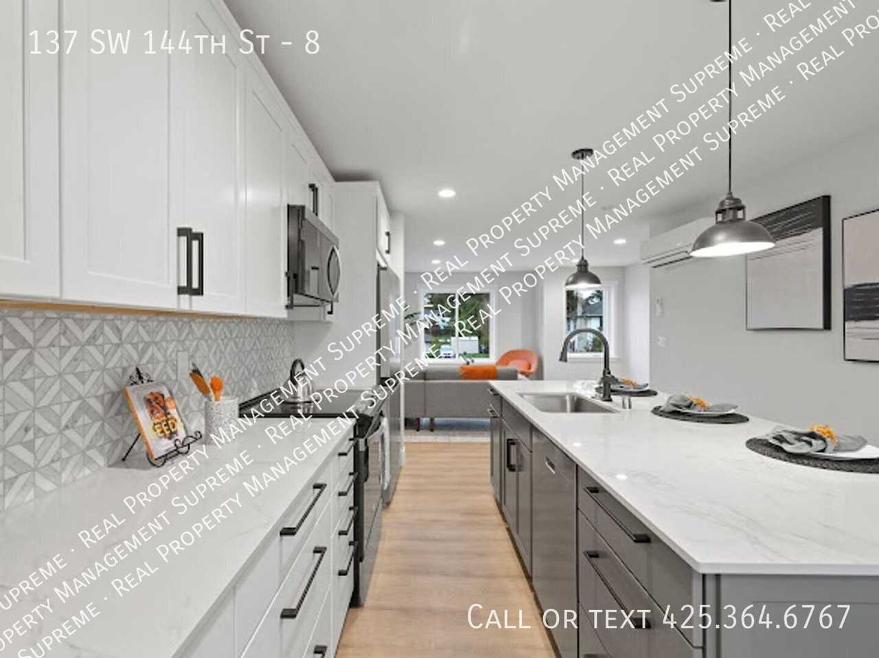 137 Sw 144th St #8 - Photo 3 of 20