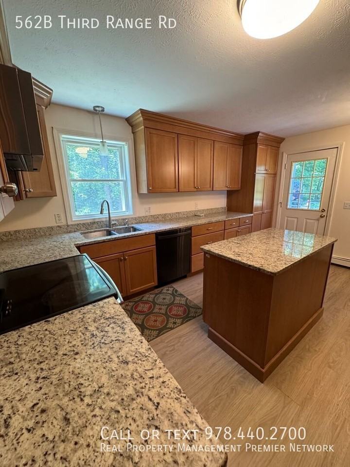 562B 3rd Range Rd - Photo 6 of 34