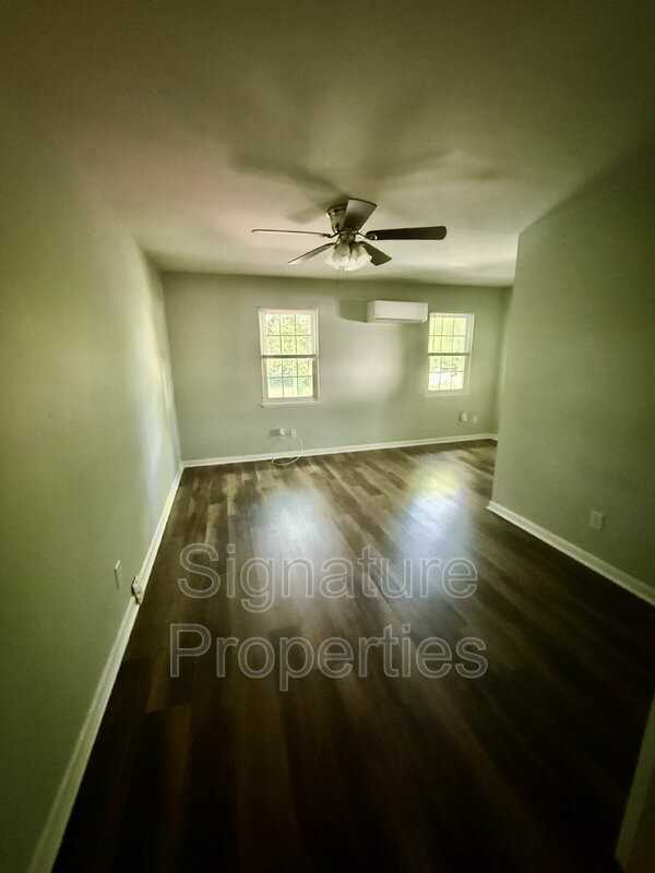 631 Quincy St #J - Photo 3 of 17