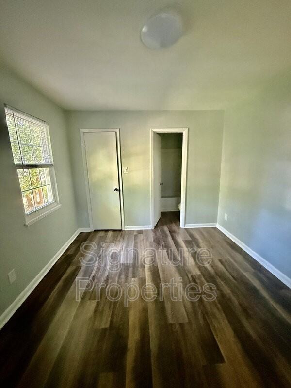 631 Quincy St #J - Photo 4 of 17