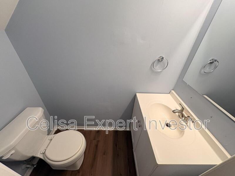 4705 Hartford Dr - Photo 4 of 12