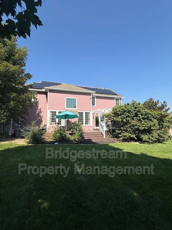 7425 Pelbrook Farm Dr - Photo 3 of 33