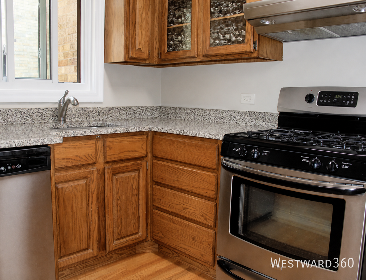 1541 Monroe Ave #2 - Photo 4 of 6