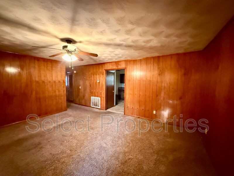 2103 Brazos St - Photo 2 of 8