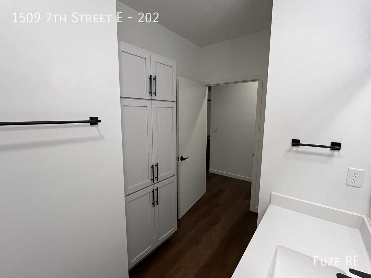 1509 7th St E #202 - Photo 6 of 14