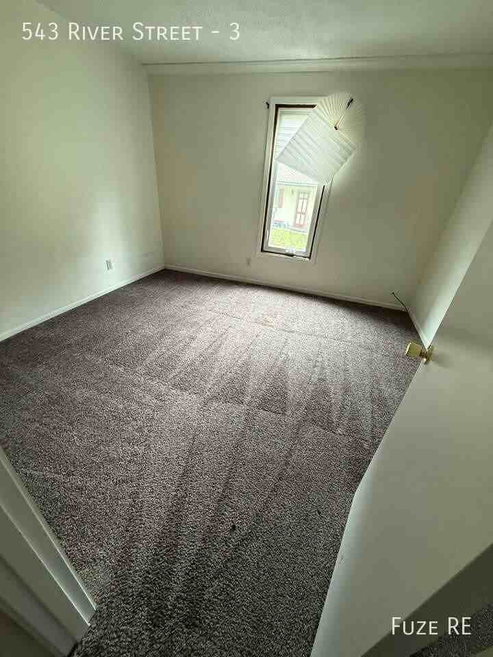543 River St #3 - Photo 3 of 13