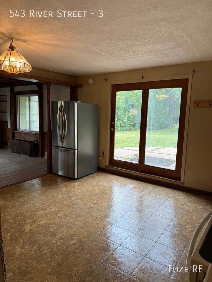 543 River St #3 - Photo 5 of 13