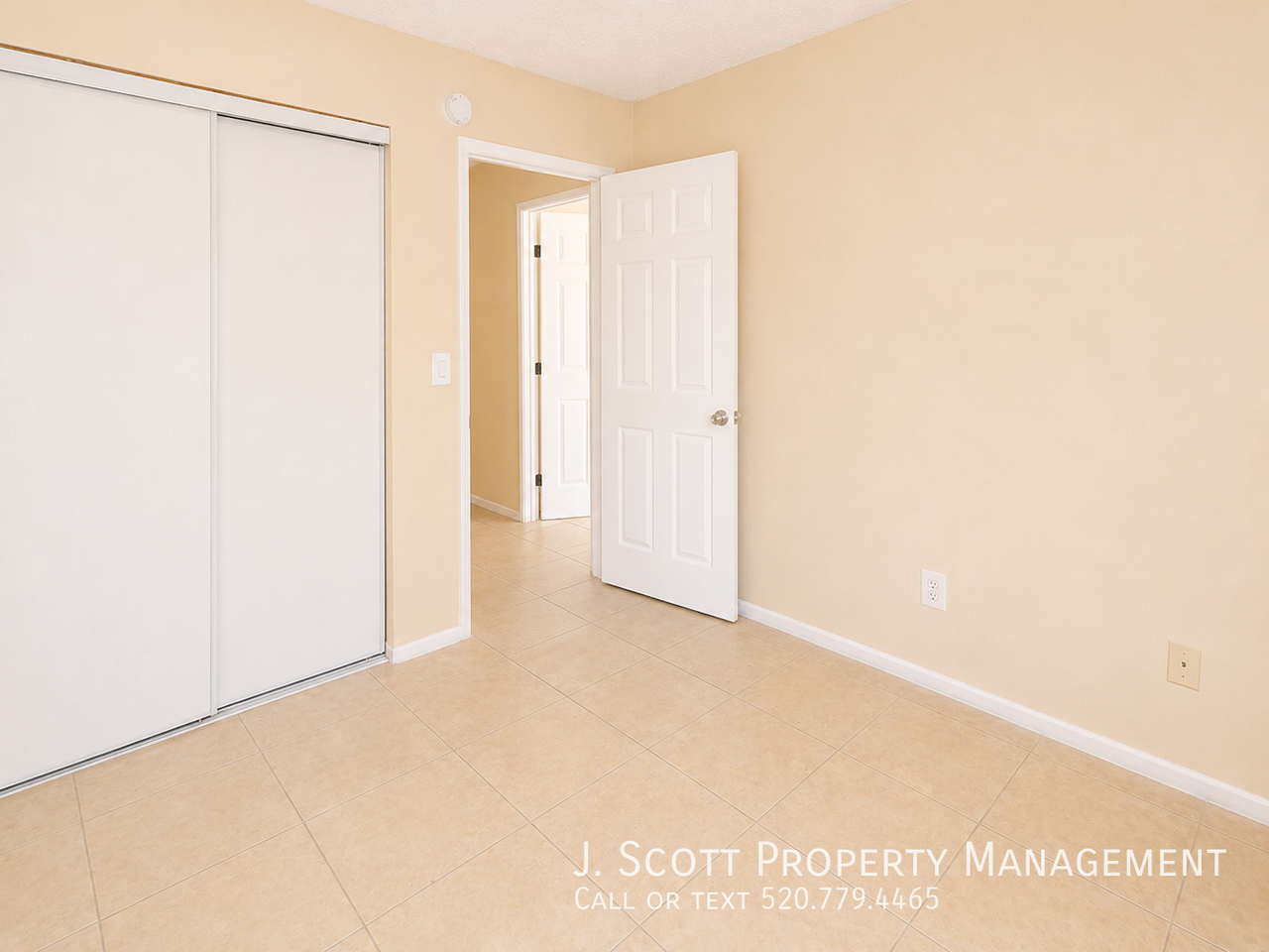 1757 E Harvard St #3 - Photo 6 of 14