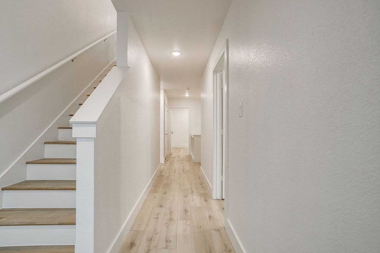 3214 Forest Park Blvd - Photo 7 of 36