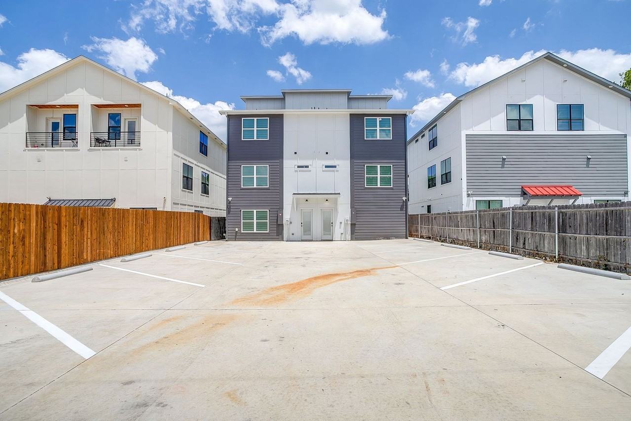 3214 Forest Park Blvd - Photo 4 of 36
