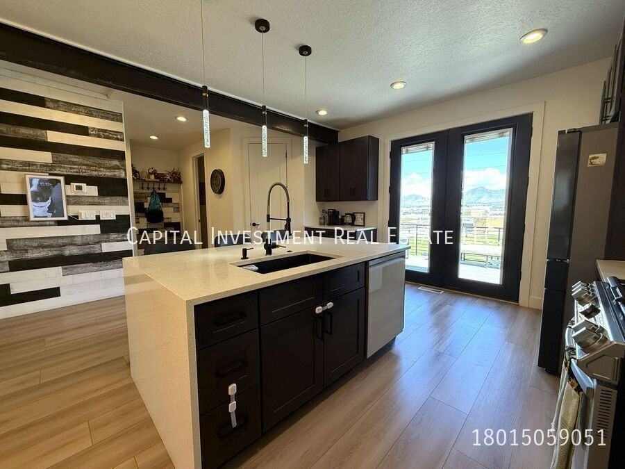 7637 S Brinkerhoff Dr - Photo 7 of 25