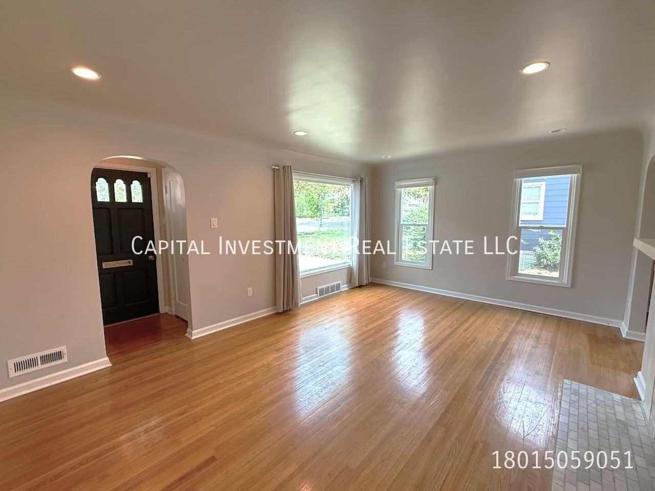 1846 E Garfield Ave - Photo 4 of 26