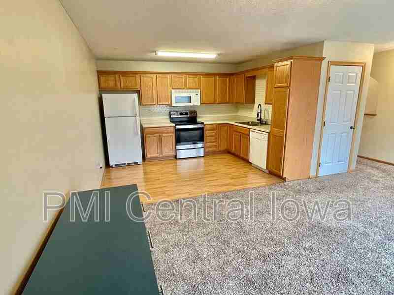 1262 Se Village View Ln - Photo 4 of 20
