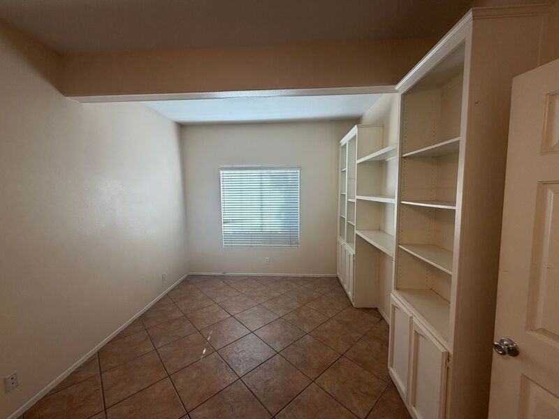 39366 Calistoga Dr - Photo 6 of 50