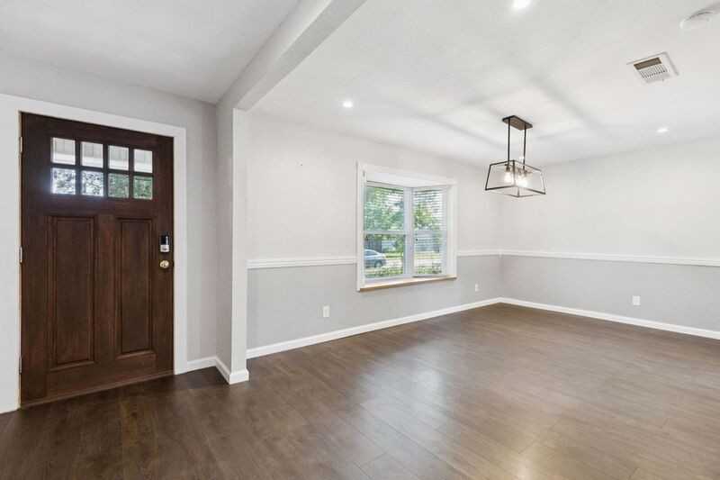 3324 Claymore Dr - Photo 4 of 26