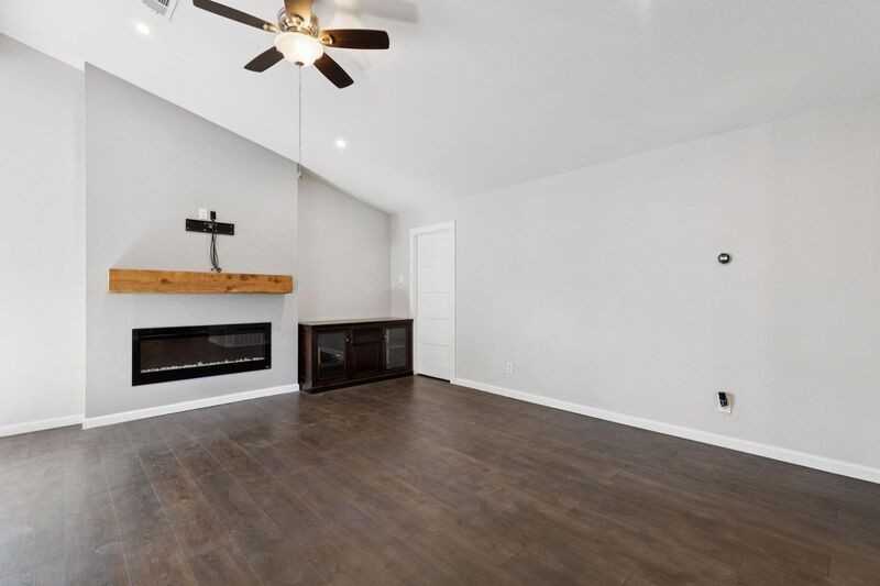 3324 Claymore Dr - Photo 6 of 26