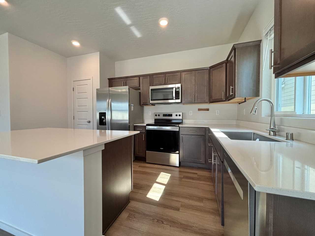 3918 S Keller Ln - Photo 5 of 27
