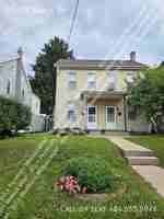 featured image of 31 1/2 Maple St #31-5