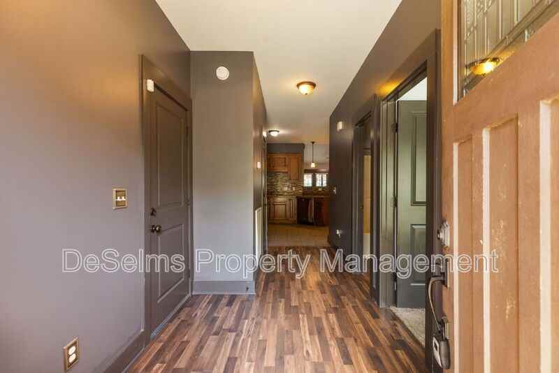 3053 Whitland Crossing Dr - Photo 7 of 35