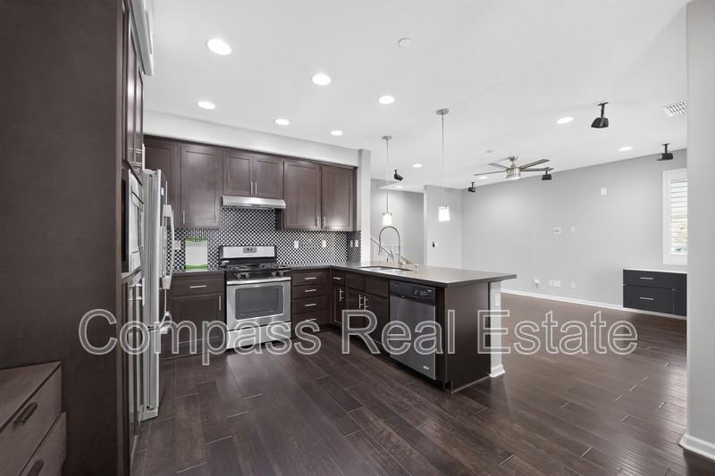 1322 Nestwood Way - Photo 6 of 16