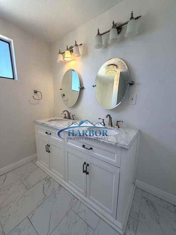 1015 W 159th St #13 - Photo 5 of 15