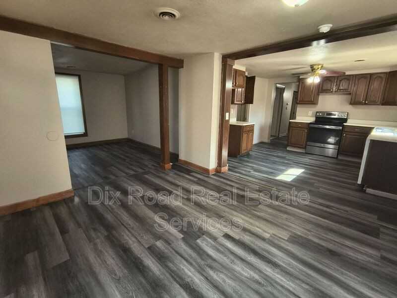 2308 Waneta Ave - Photo 6 of 19