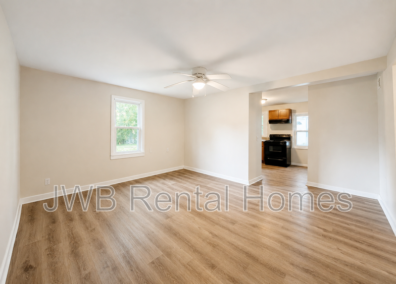 1141 Orton St - Photo 4 of 12