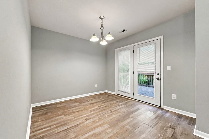 8705 Mowbray Way - Photo 4 of 10