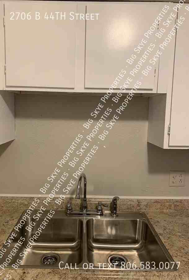 2706 44th St - Photo 2 of 8