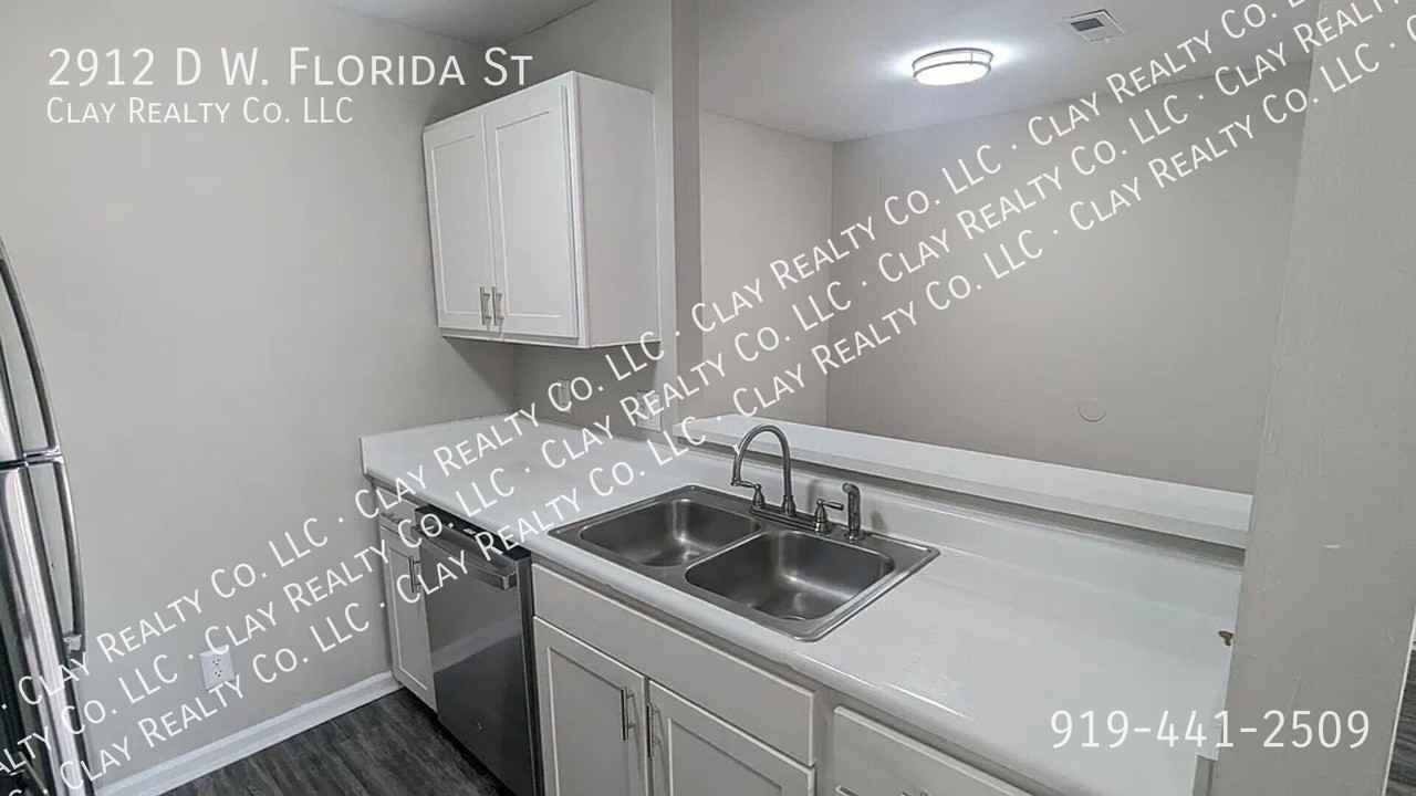 2912 W Florida St Apt D - Photo 5 of 15