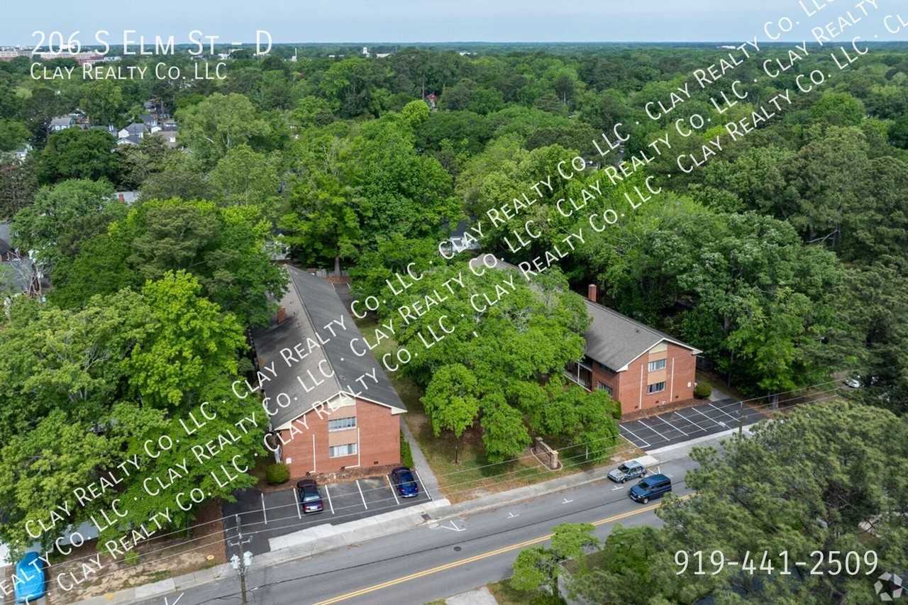 206 S Elm St #D - Photo 7 of 22