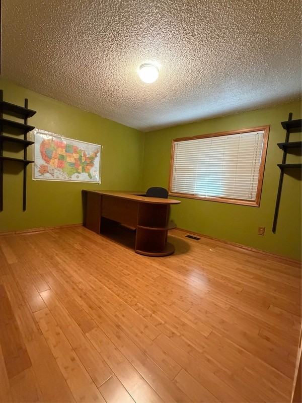 4123 Ne 138th Ave - Photo 4 of 17