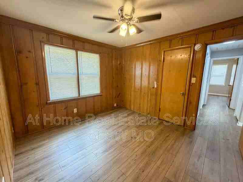 1637 E Page St - Photo 5 of 13