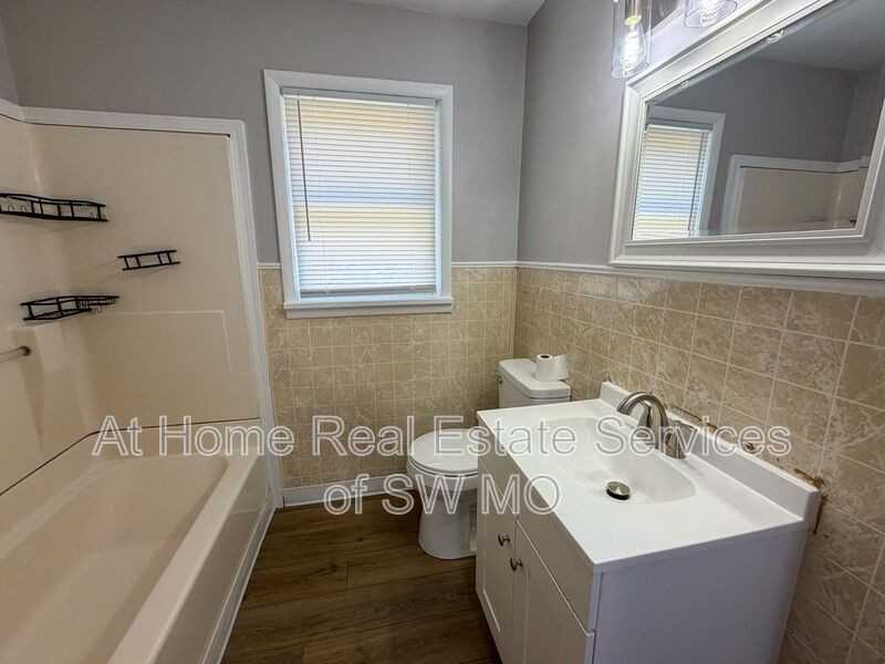 1637 E Page St - Photo 7 of 13