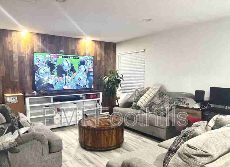 12996 E Florida Dr - Photo 4 of 16