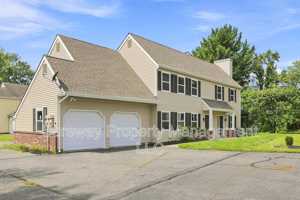 featured image of 106 Willow Turn #A