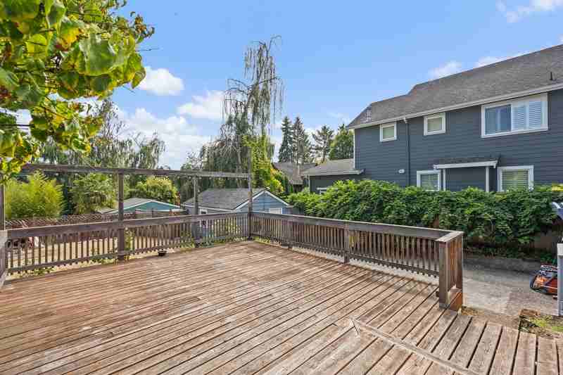 3012 35th Ave W - Photo 2 of 26