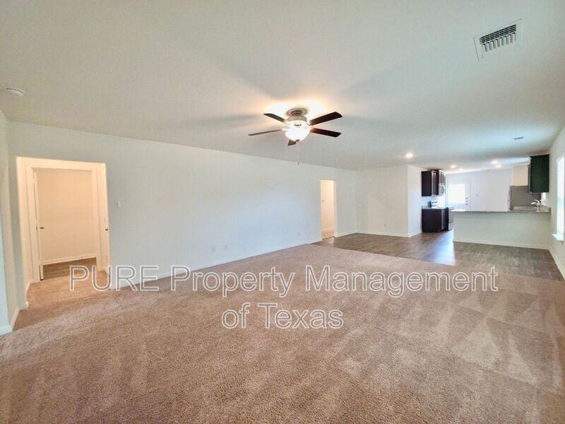 317 Riverdale Dr - Photo 3 of 24