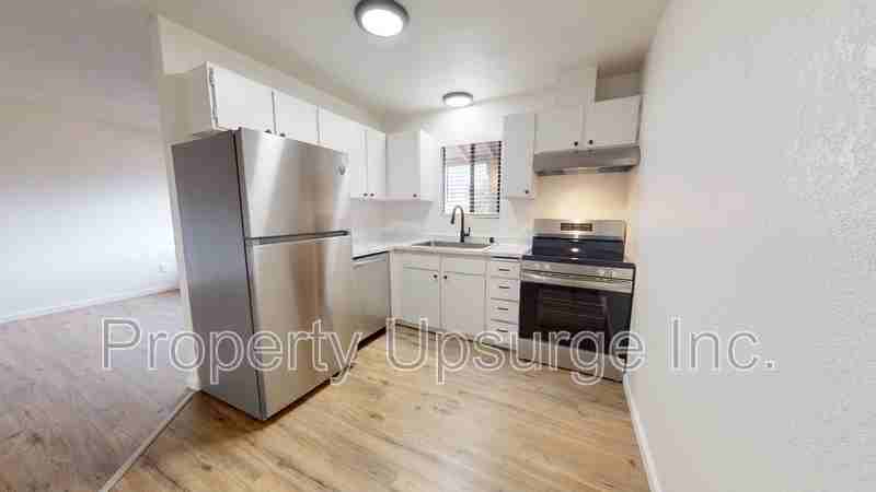 2650 Oxford Rd - Photo 2 of 15
