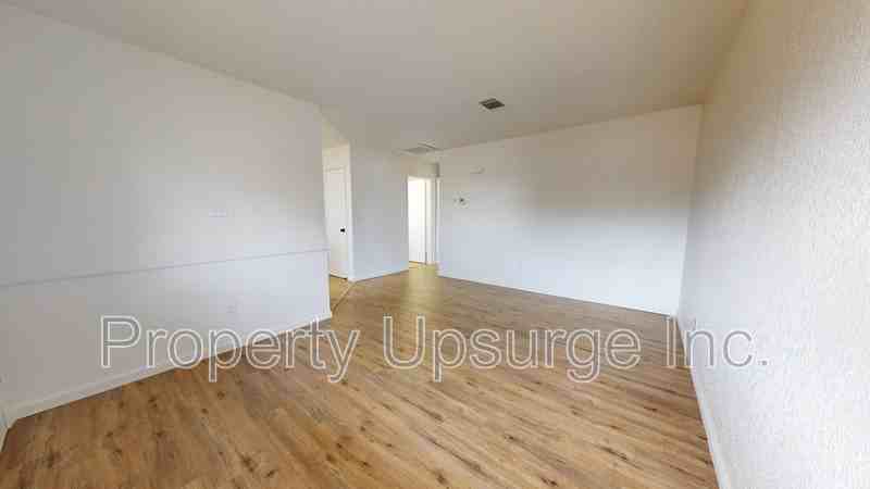 2650 Oxford Rd - Photo 7 of 15