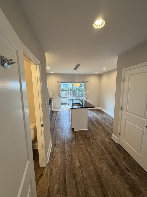 2733 Latona St - Photo 3 of 19