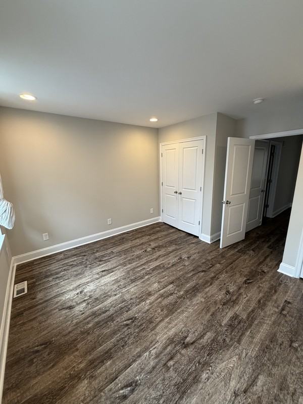 2733 Latona St - Photo 6 of 19
