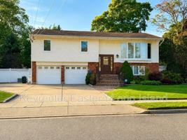 featured image of 7 Pine St