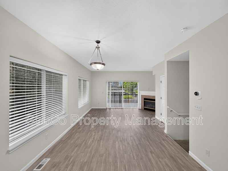 7839 Ne Kian Ln - Photo 4 of 26