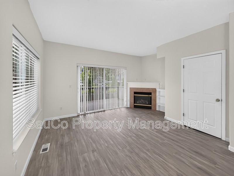 7839 Ne Kian Ln - Photo 5 of 26