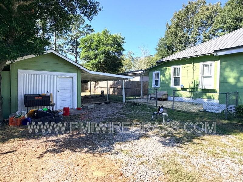 550 E Eufaula St - Photo 6 of 37