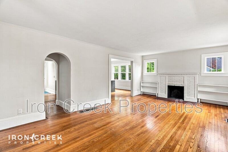 42 Westover Dr - Photo 4 of 38