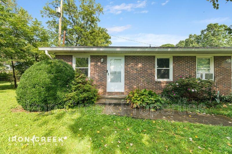 250 Avena Rd #9 - Photo 2 of 19