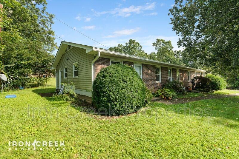 250 Avena Rd #9 - Photo 3 of 19