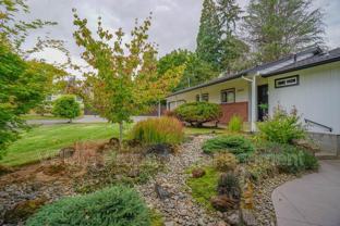 6904 Ne 70th St - Photo 1 of 1